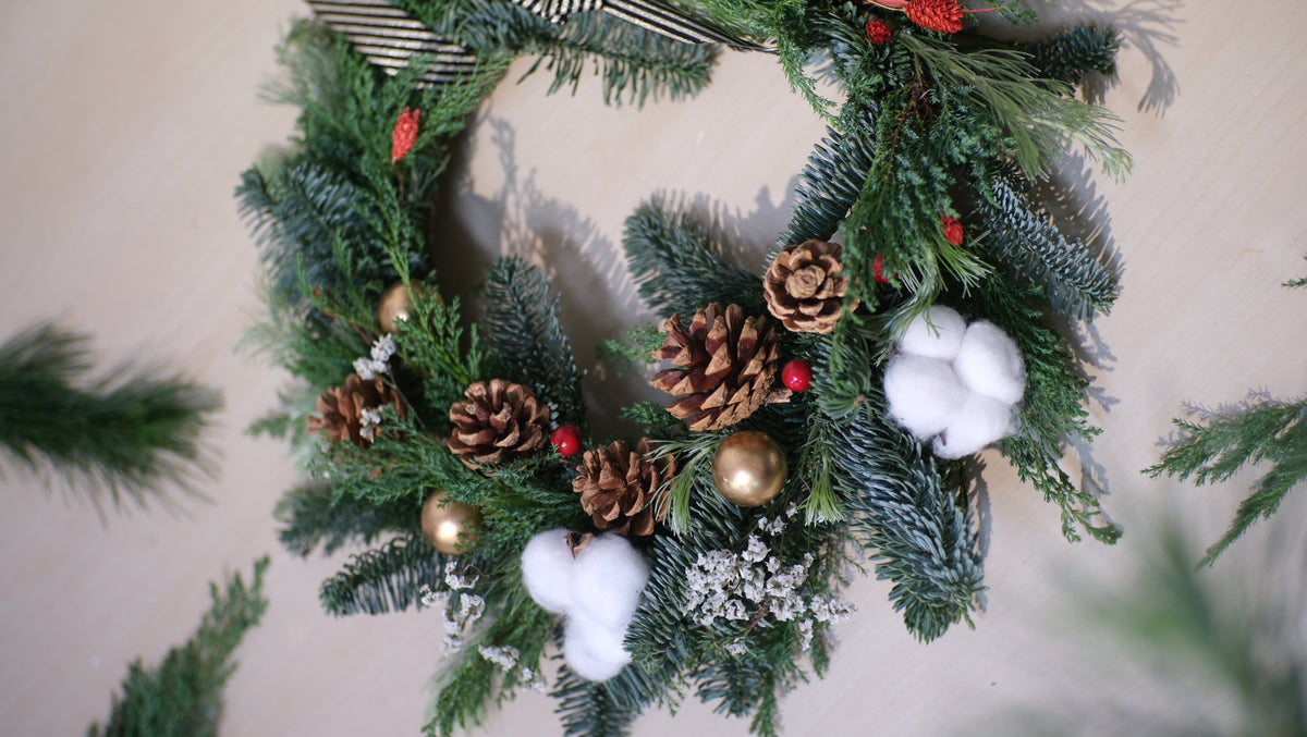 Fresh Christmas wreath made at a Flower Lab workshop