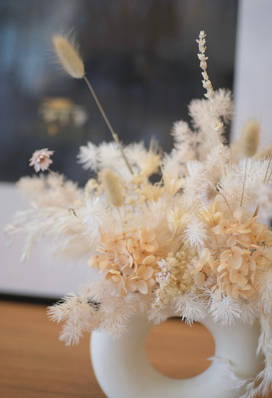 Flower Lab Singapore Minimalistic Home Deco Floral Display preserved floral bunny tails pampas hydrangea