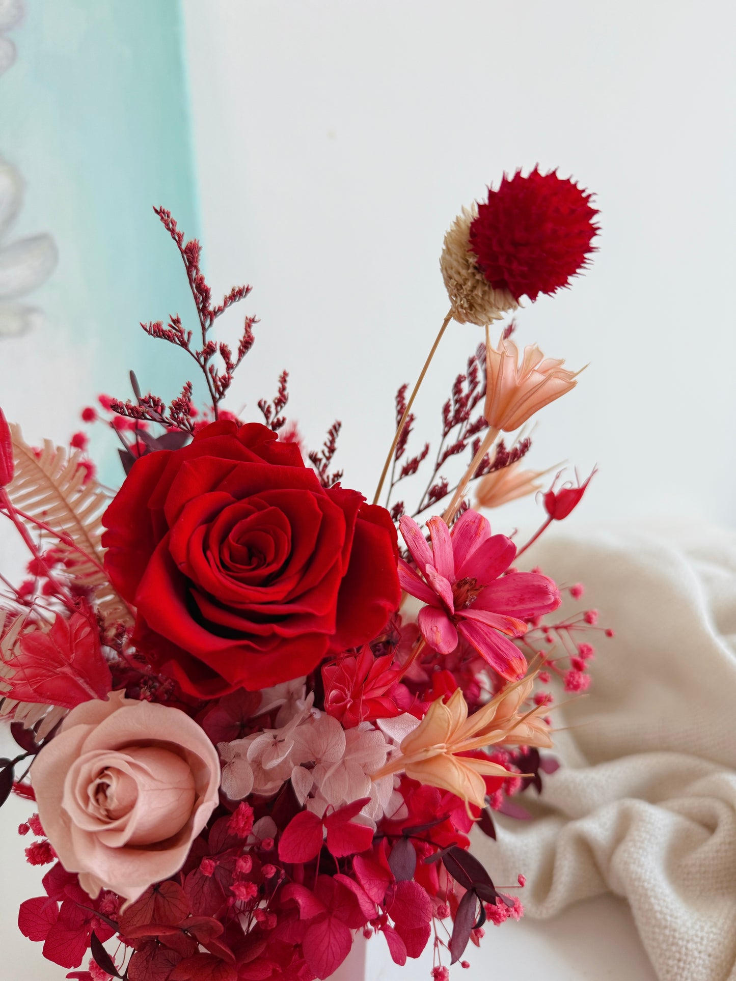 [Preserved] SG60 Flower Arrangement - The Red Dot