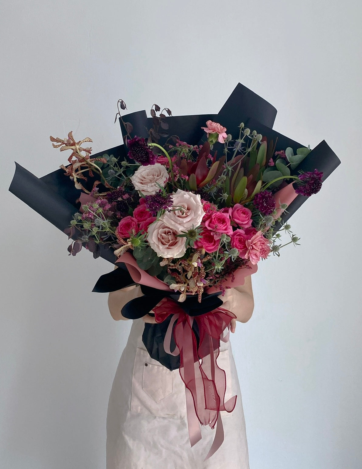 [Fresh] V Day Hand-Tied Bouquet - Velvet Noir