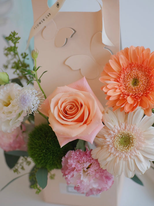 [Fresh Floral] Peach Blush Bloom Box