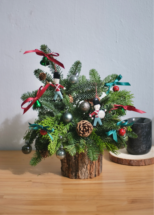 [FRESH] Festive Christmas Floral Arrangement- Jingle Bells