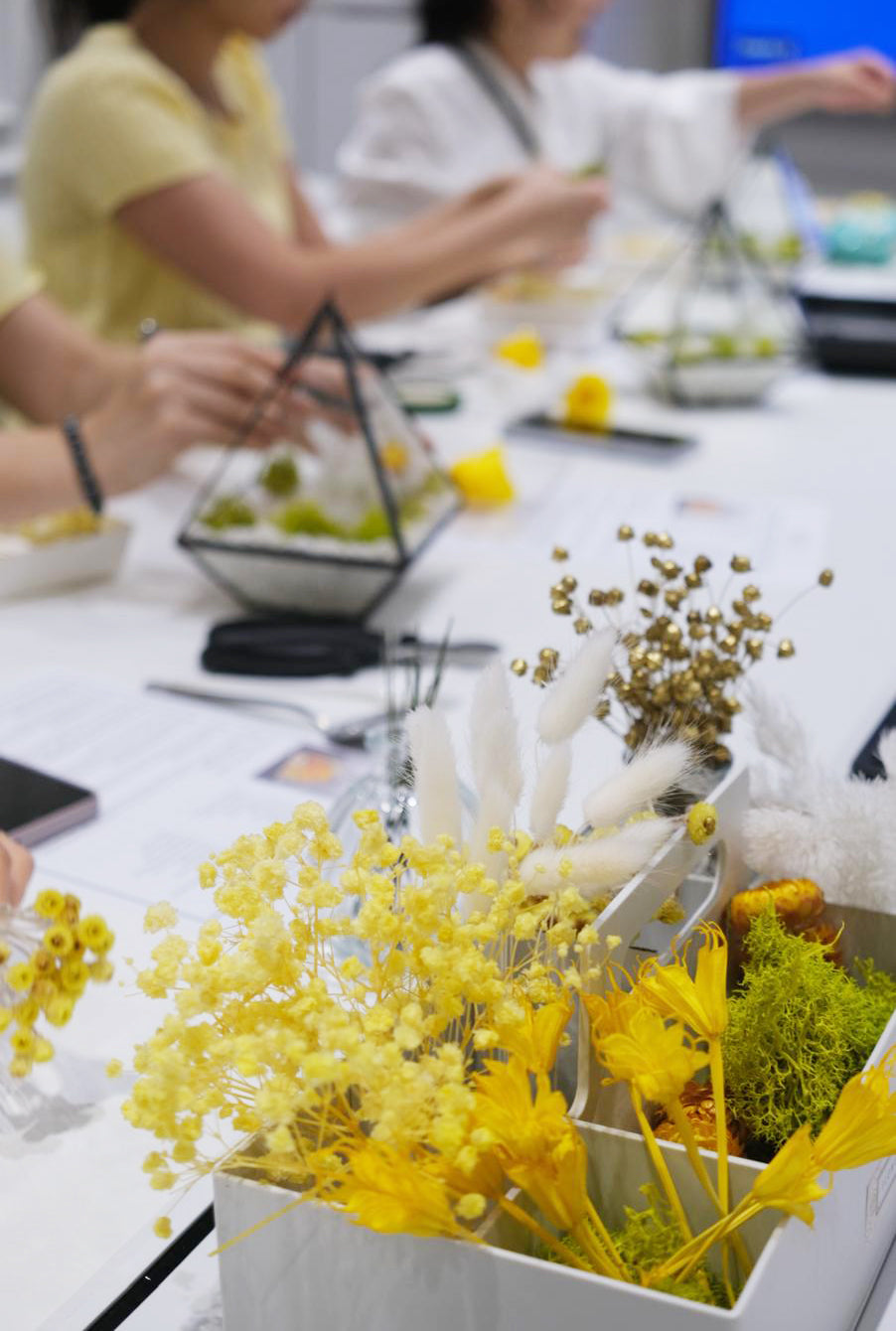 [Floral Craft Workshop] Deepavali Preserved Flower Terrarium