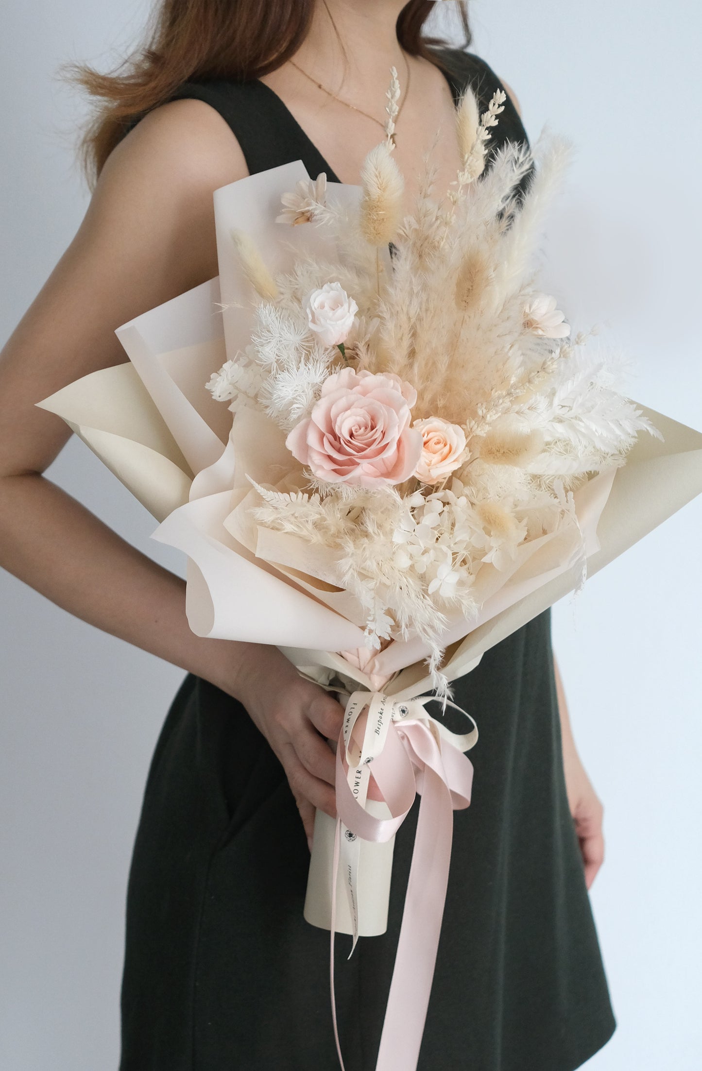 Preserved and dried bouquet Blush roses pampas 